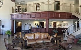 Heritage Inn And Suites